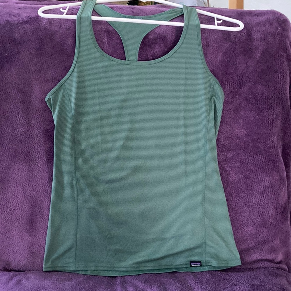 NWOT Patagonia Tank Top, Smooth Silky Feel, So Comfy!!
